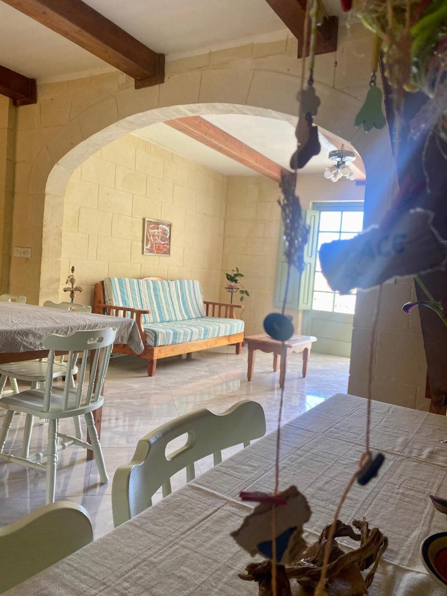 Mystic Flower B&B Birbuba エクステリア 写真